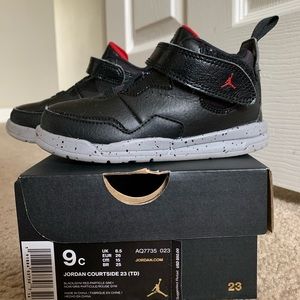 Toddler Jordan Shoes size  9c